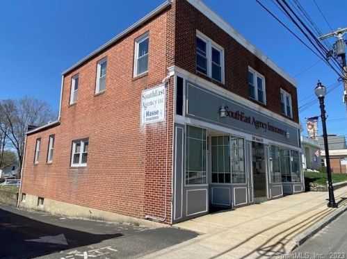 108 Main St, Norwich CT  06360-6056 exterior