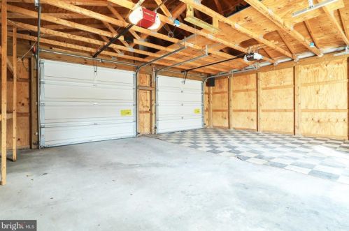 437 Carlisle St, Hanover PA 17331-2188 exterior