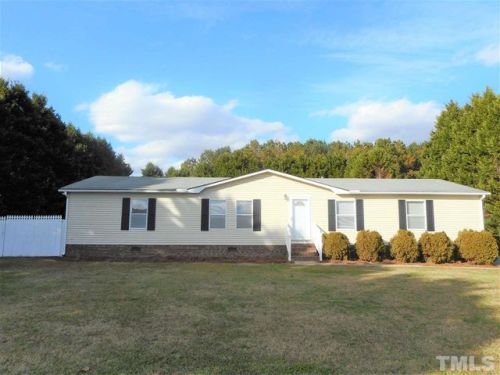 5695 Rains Crossroads Rd, Princeton NC  27569-7798 exterior