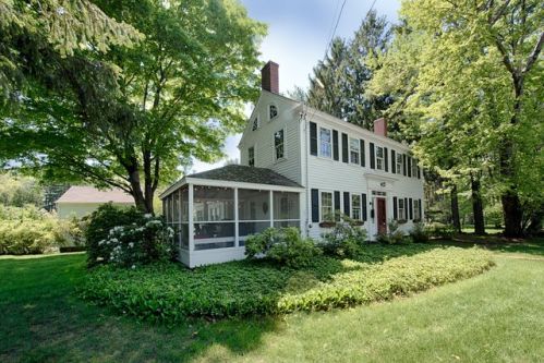 33 Topsfield Rd, Boxford, MA 01921-2613