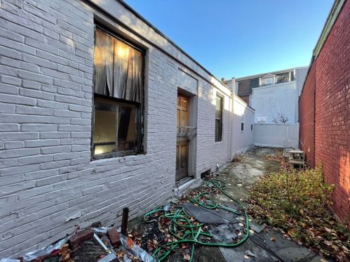 11 Uxor Way, Pittsburgh, PA 15203-1528