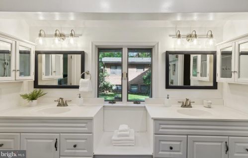 444 Great Falls St, Falls Church VA  22046-2608 exterior