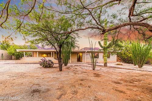 7955 Coronado Rd, Tucson, AZ 85750-9658
