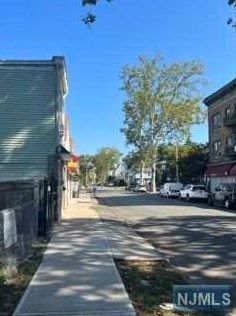 183 Park St, East Orange NJ  07017-1817 exterior