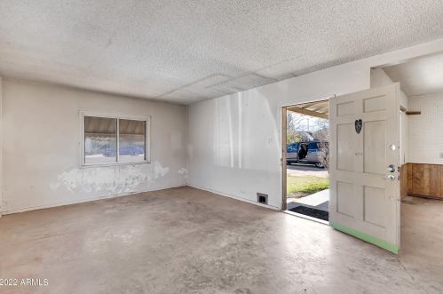 2930 17 Ave, Phoenix AZ exterior