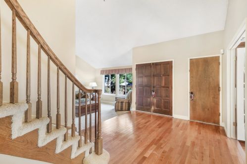 16711 Willow Creek Dr, Morgan Hill CA  95037-4819 exterior
