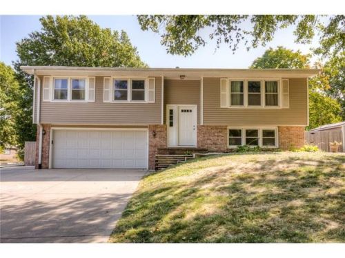 1308 C St, Indianola, IA 50125-1126