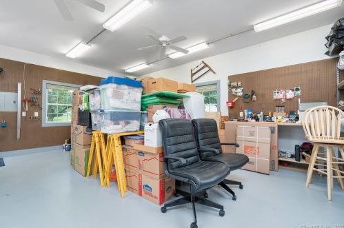 433 Newfield St, Middletown CT 06457-1830 exterior