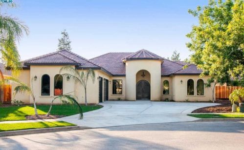 770 Park Place Ct, Exeter, CA 93221-2407
