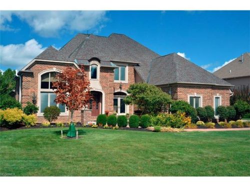 27848 Berringer Run, Cleveland, OH 44145-3055