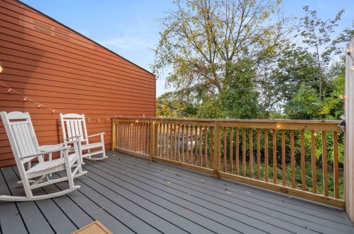 2871 Fernwald Rd, Pittsburgh PA  15217-3148 exterior