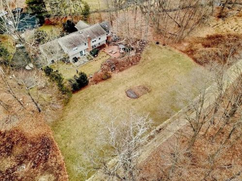 5 Samego Ct, Airmont, NY 10901-2503