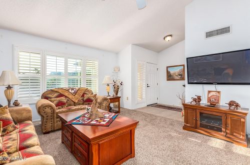 20019 146th Dr, Sun City AZ 85375-6126 exterior