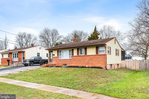 2435 Hammond Pl, Wilmington, DE 19808-4263
