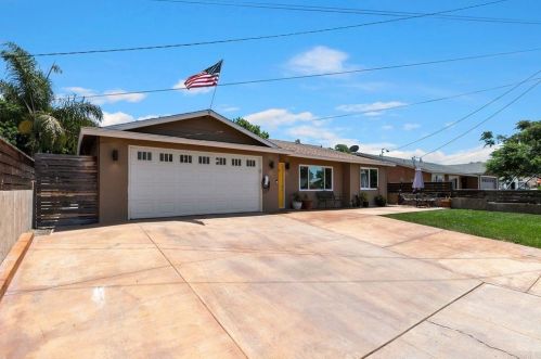 1259 Bobolink Dr, Vista, CA 92083-3061