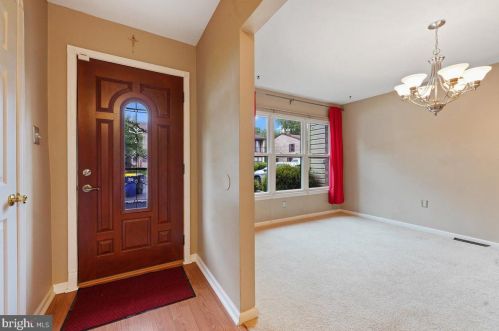 103 Center Ct, Wilmington, DE 19810