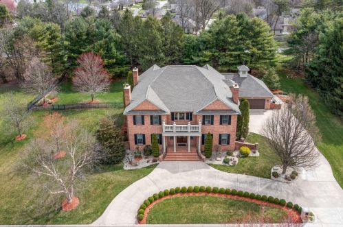 51494 Autumn Ridge Dr, Granger, IN 46530-7011
