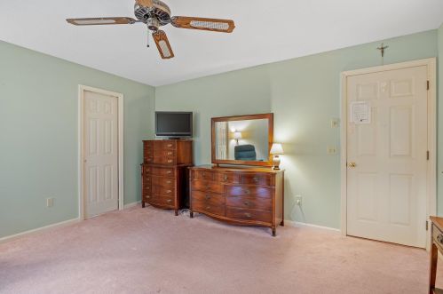 246 Church Rd, Allenstown NH  03275-2903 exterior