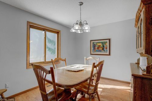 5869 Fernwood St, Saint Paul, MN 55126-8405