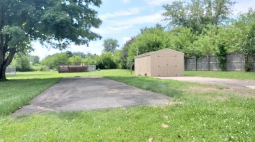 3741 Ballentine Pike, Springfield OH  45502-8670 exterior