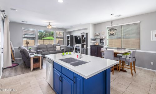 21404 Roundup Way, Queen Creek AZ  85142-3288 exterior