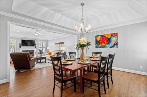 1518 Liberty Dr, Greensboro NC  27408-4928 exterior