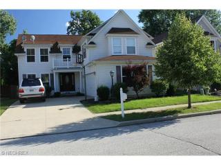 16817 Scullin Dr, Cleveland OH  44111-4273 exterior