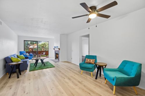 7735 Saranac Pl, La Mesa, CA 91942-8050