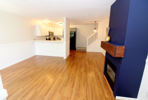 463 Aqua Cir, Lino Lakes, MN 55014-2714