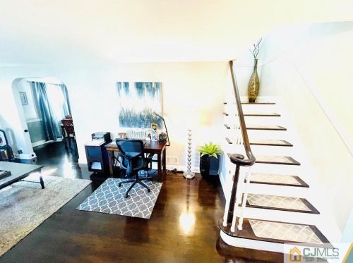 74 Richmond Ter, Rahway NJ  07065-1514 exterior