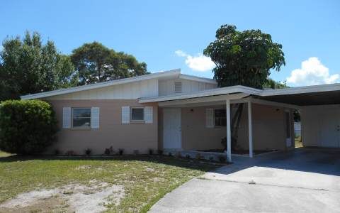 2426 Cleveland Rd, Sebring, FL 33870-1565
