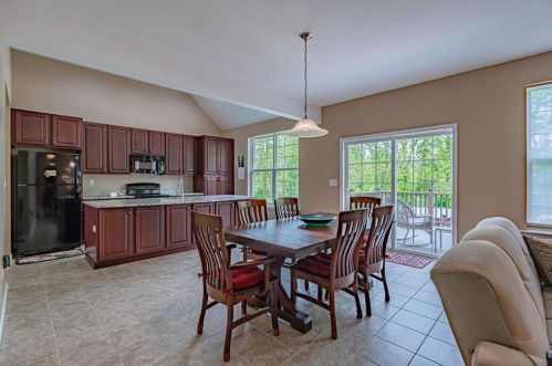 1105 Monarch Ln, Breinigsville PA  18031-9321 exterior