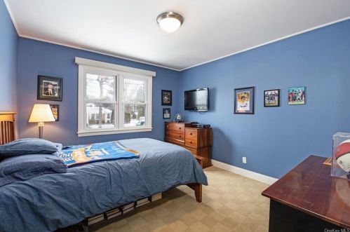 6 Bonwit Rd, Rye Brook NY  10573-1903 exterior