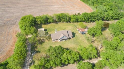 7602 Gussie Nell Davis Dr, Greenville TX  75402-4783 exterior