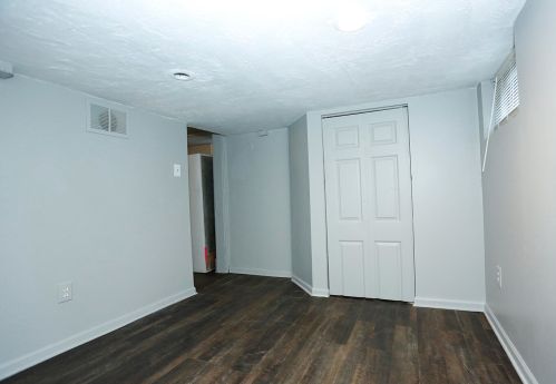 606 Locust St, Milwaukee WI 53212-2545 exterior