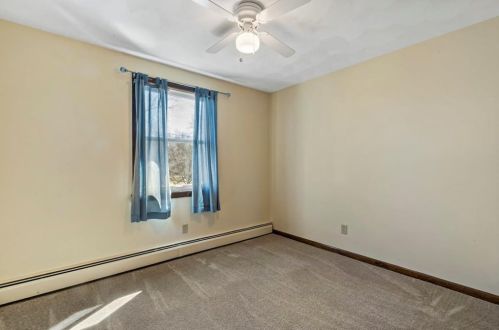 1 Meeting House Rd, Lincoln RI  02865-3806 exterior