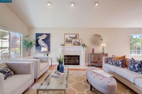 4304 Nottingham Dr, Danville, CA 94506-1283