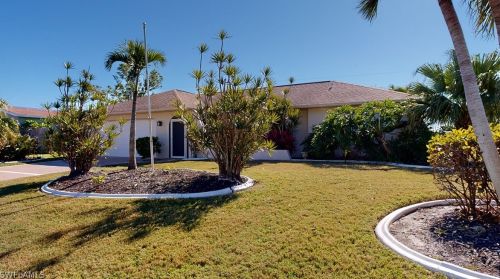 1406 22nd St, Cape Coral, FL 33990-4623