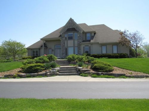 23428 Apple Rd, Waterford, WI 53185-3810