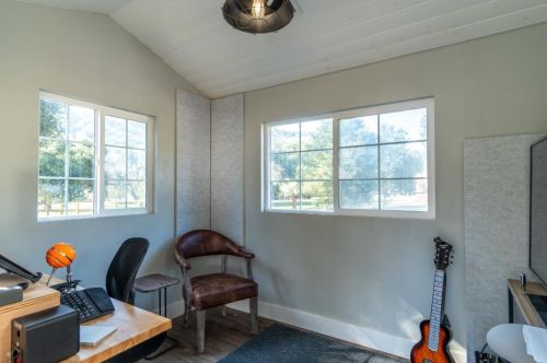 10555 Watsonville Rd, Gilroy CA  95020-9433 exterior