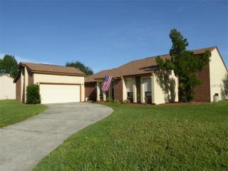 1751 Grand Oak Dr, Apopka, FL 32703-8254