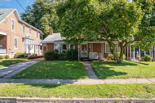405 2nd St, Lemoyne, PA 17043-1107