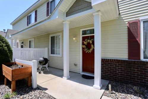 3775 Hazel Trl, Saint Paul, MN 55129-8776