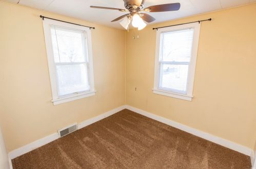 523 Berlin Ave, Mishawaka IN  46544-1503 exterior