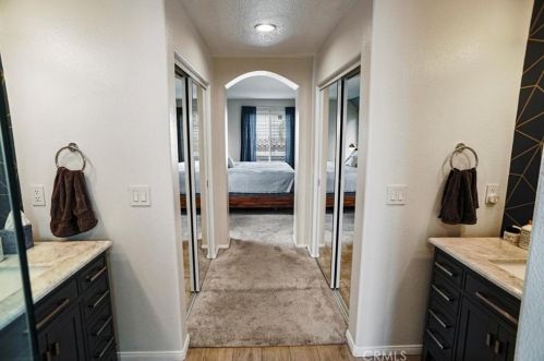 23301 Anacapa Ln, Santa Clarita CA  91354-4911 exterior