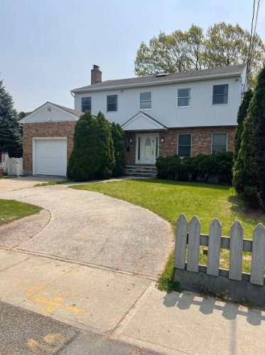 317 Broadway, Cedarhurst, NY 11516-1401