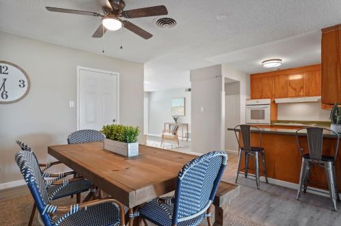 2353 Ln Loma Dr, Rancho Cordova CA 95670-3166 exterior