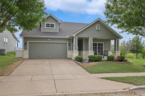10904 Caldwell Ln, Fort Worth, TX 76179-5310