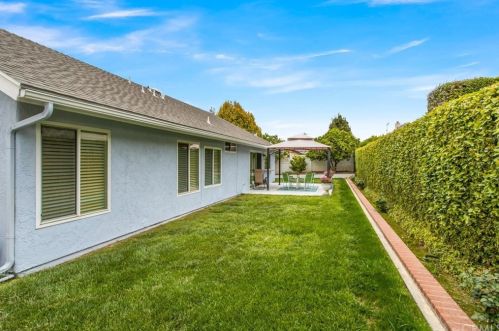 25219 Huron St, Loma Linda CA  92354-3609 exterior