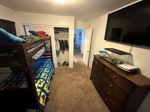 15156 Green Meadow Way, Victorville CA  92394-9521 exterior